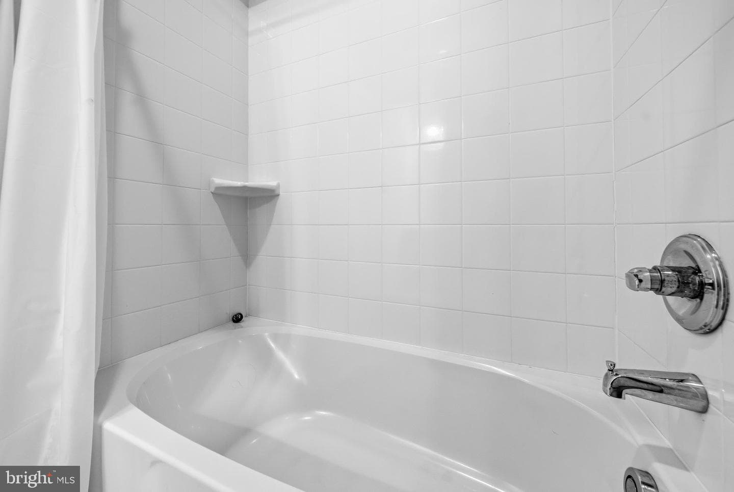 18184 Presidio Place photo 27