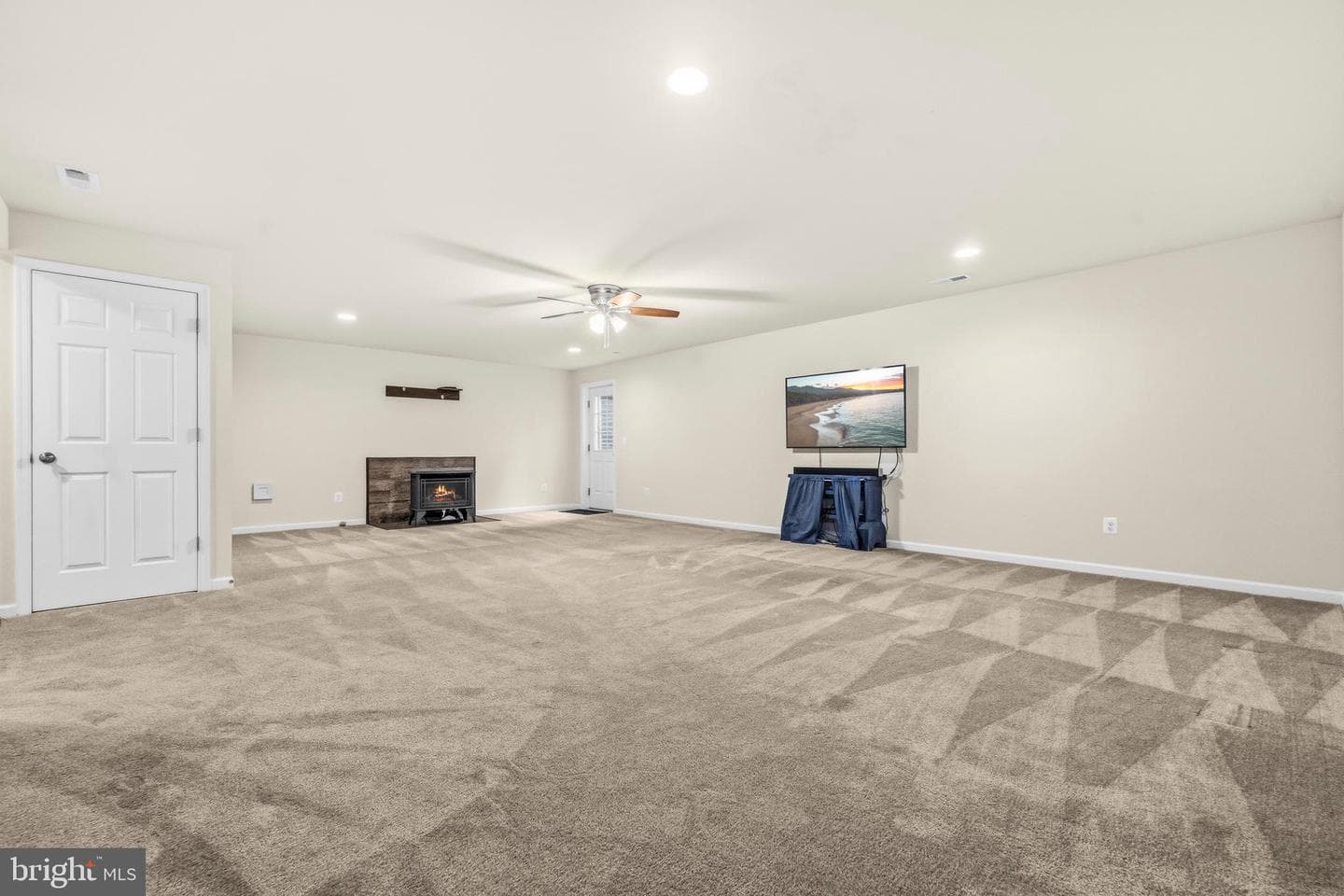 18184 Presidio Place photo 35