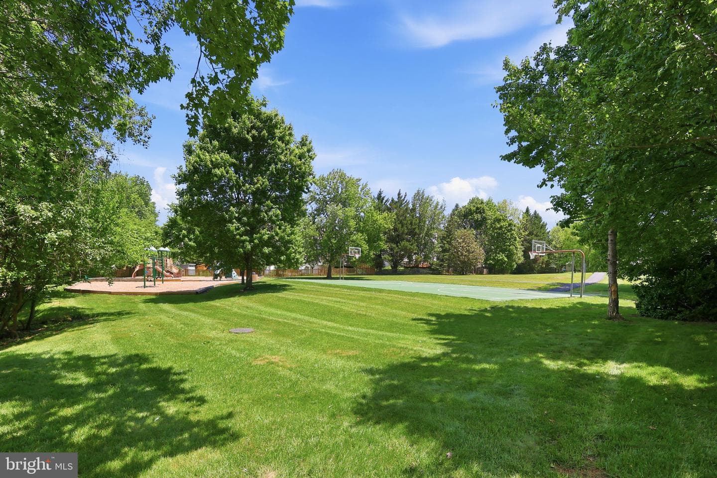 204 Grafton Way NE photo 8