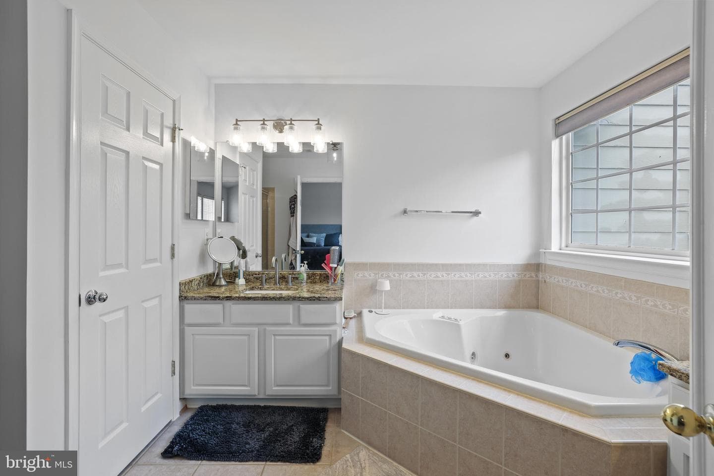 874 Stonefield Square NE photo 32