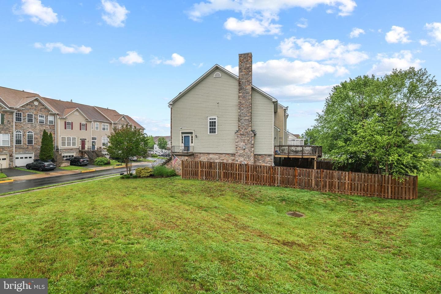 874 Stonefield Square NE photo 49