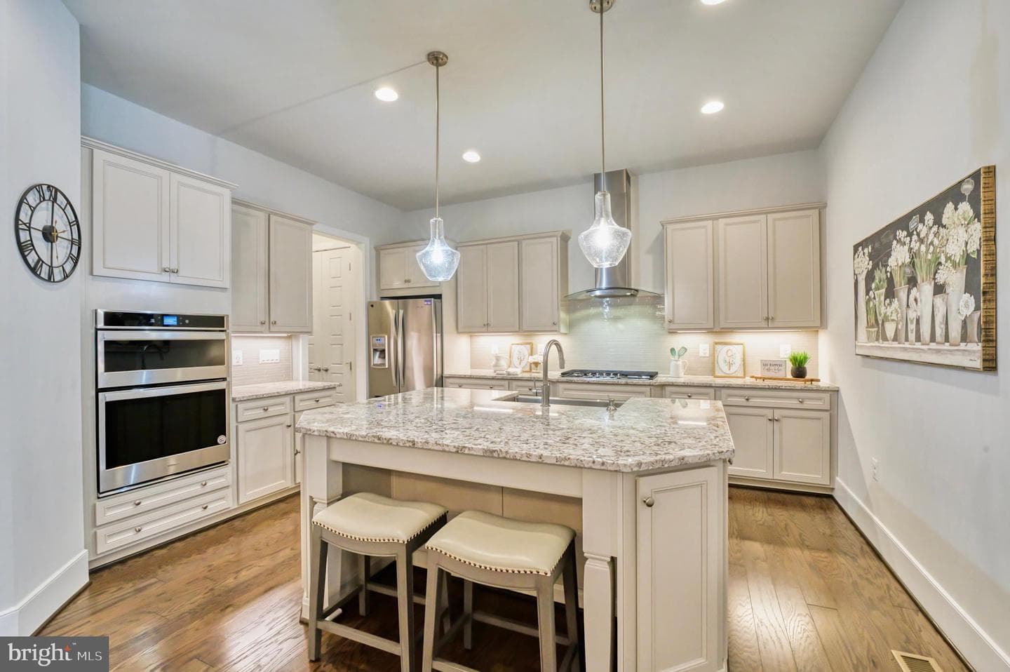 23695 Cypress Glen Square photo 13