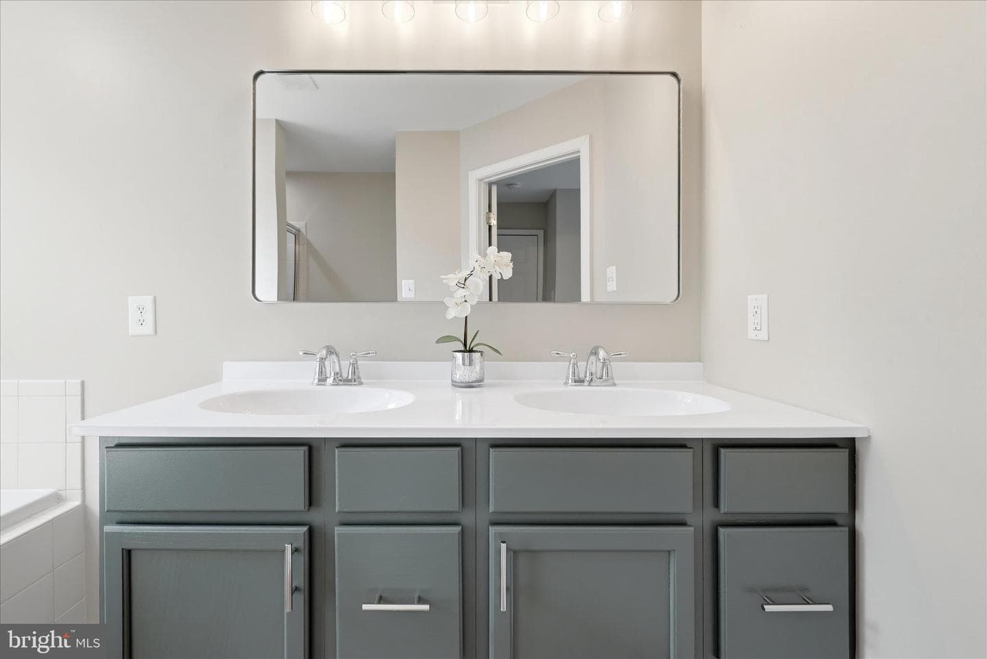 20 Tilgham Place photo 22