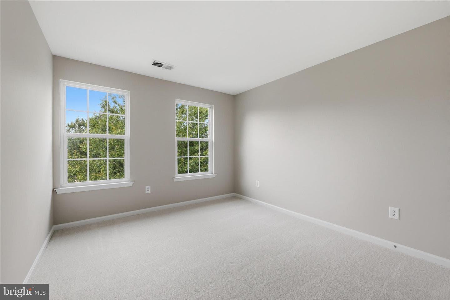 20 Tilgham Place photo 29
