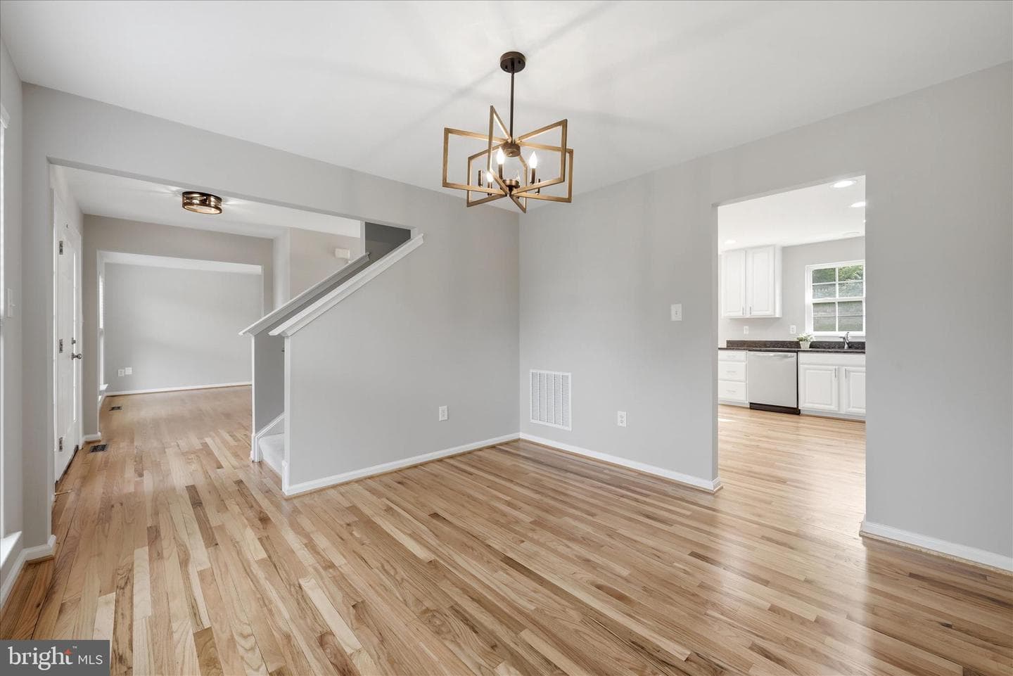 20 Tilgham Place photo 7