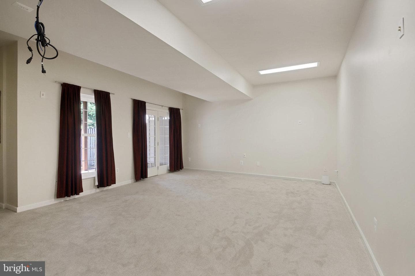 22529 Welborne Manor Square photo 23