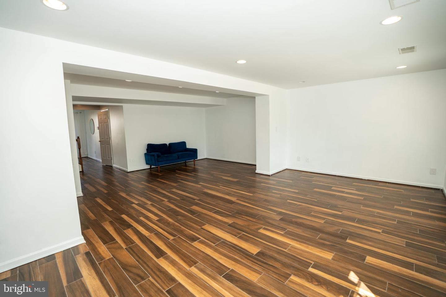 25193 Destination Square photo 8