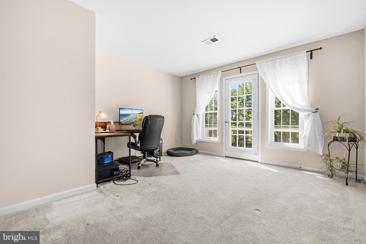 16050 Hamilton Station Road photo 25
