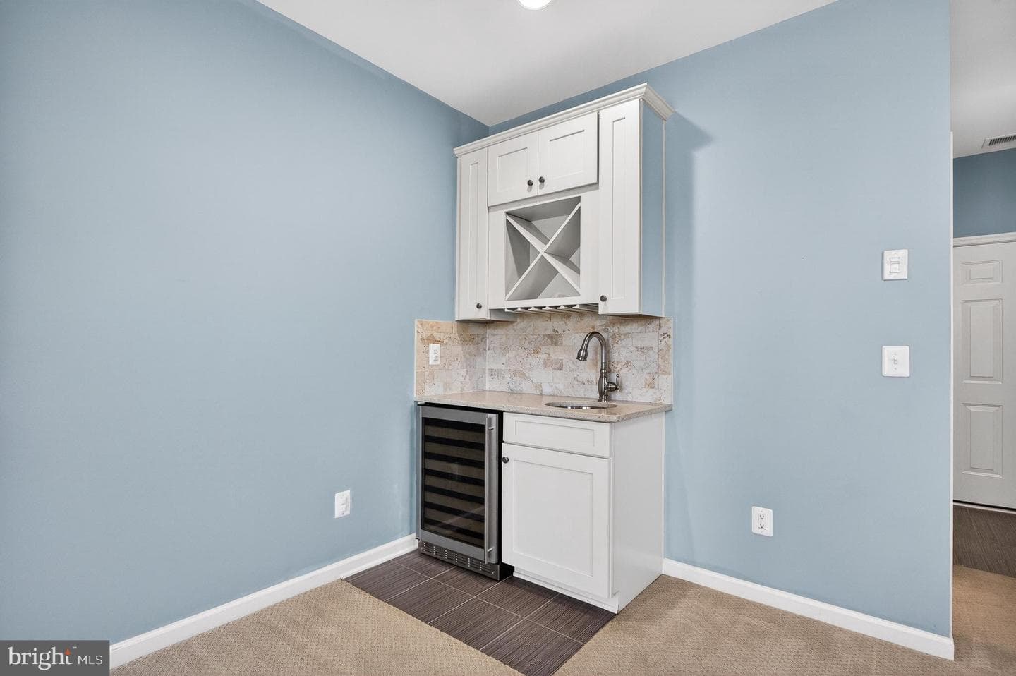 23387 Epperson Square photo 9