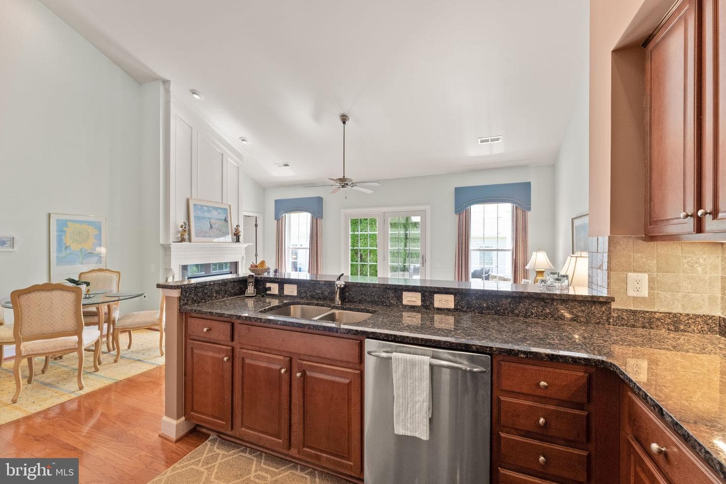 20444 Bunker Hill Way photo 16