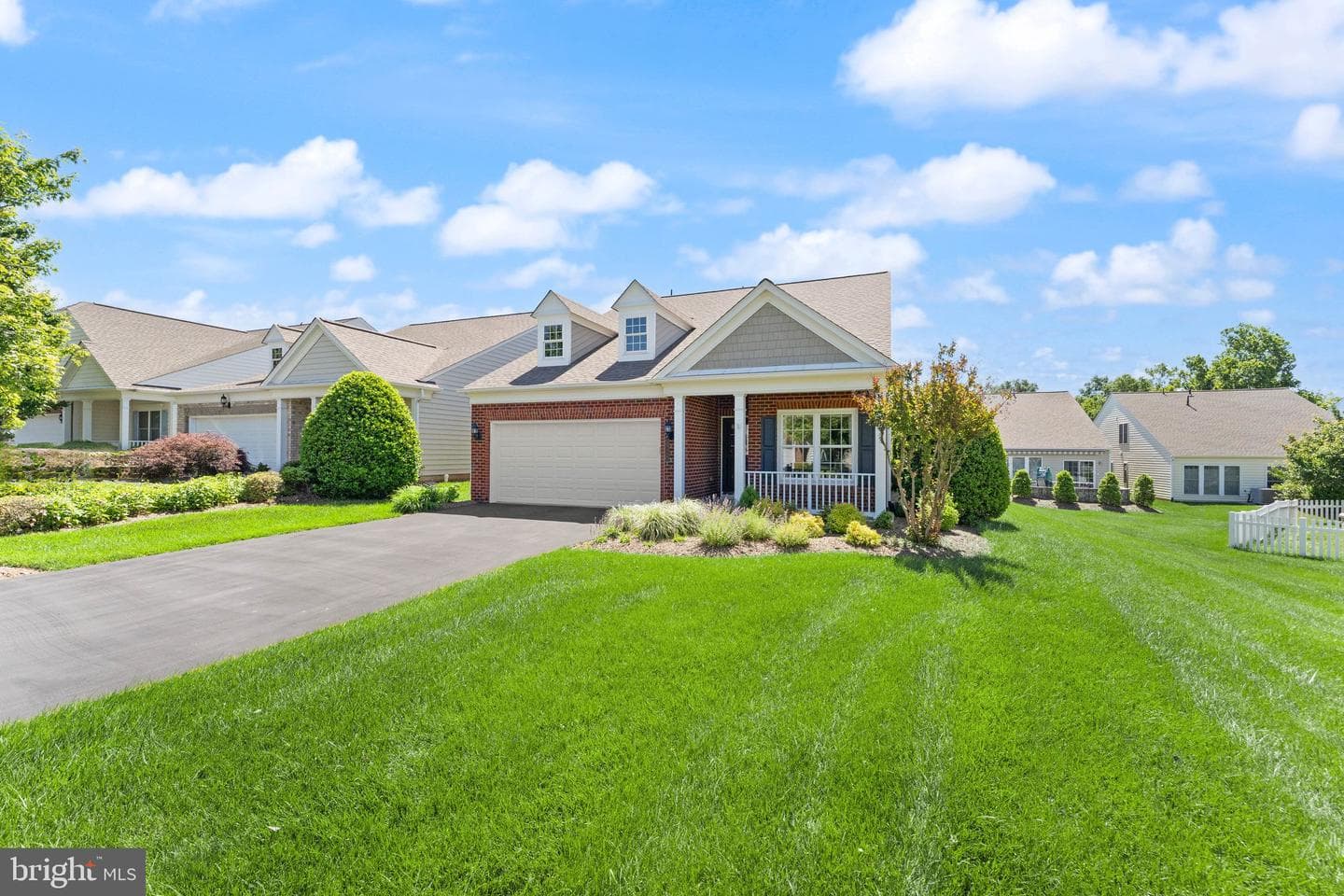 20444 Bunker Hill Way photo 2