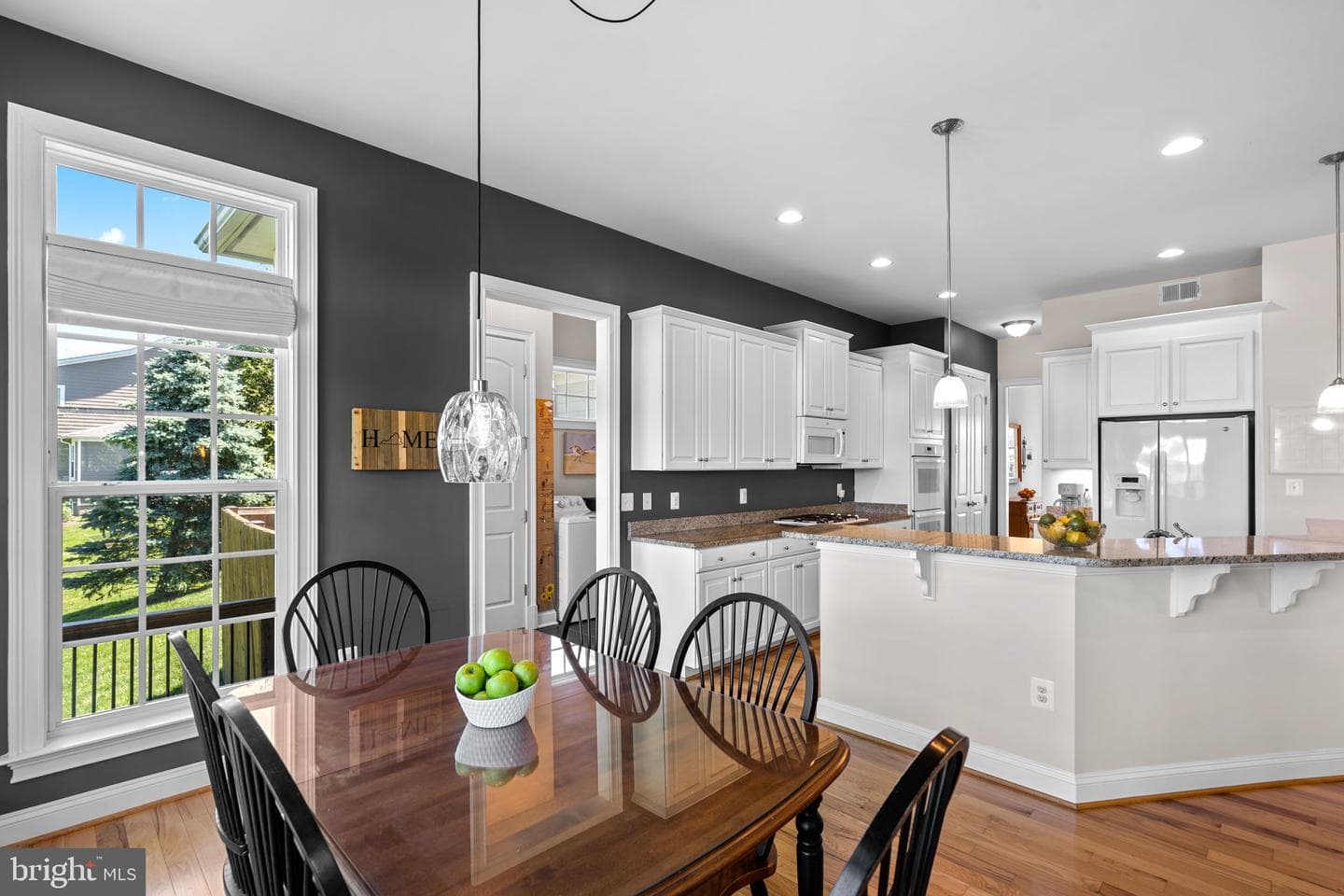 18585 Montague Place photo 19
