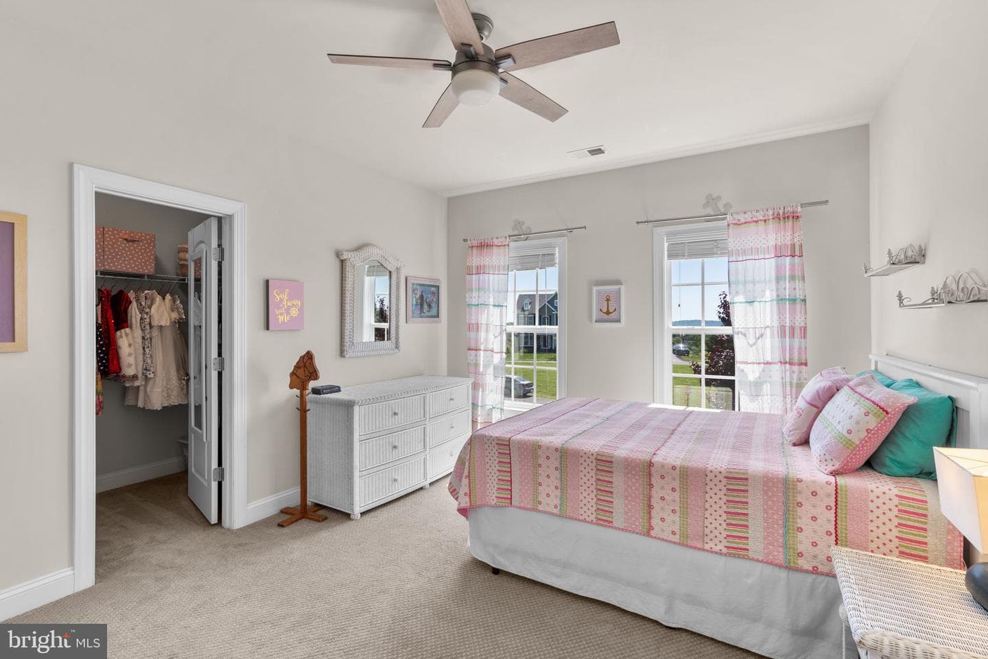 18585 Montague Place photo 47