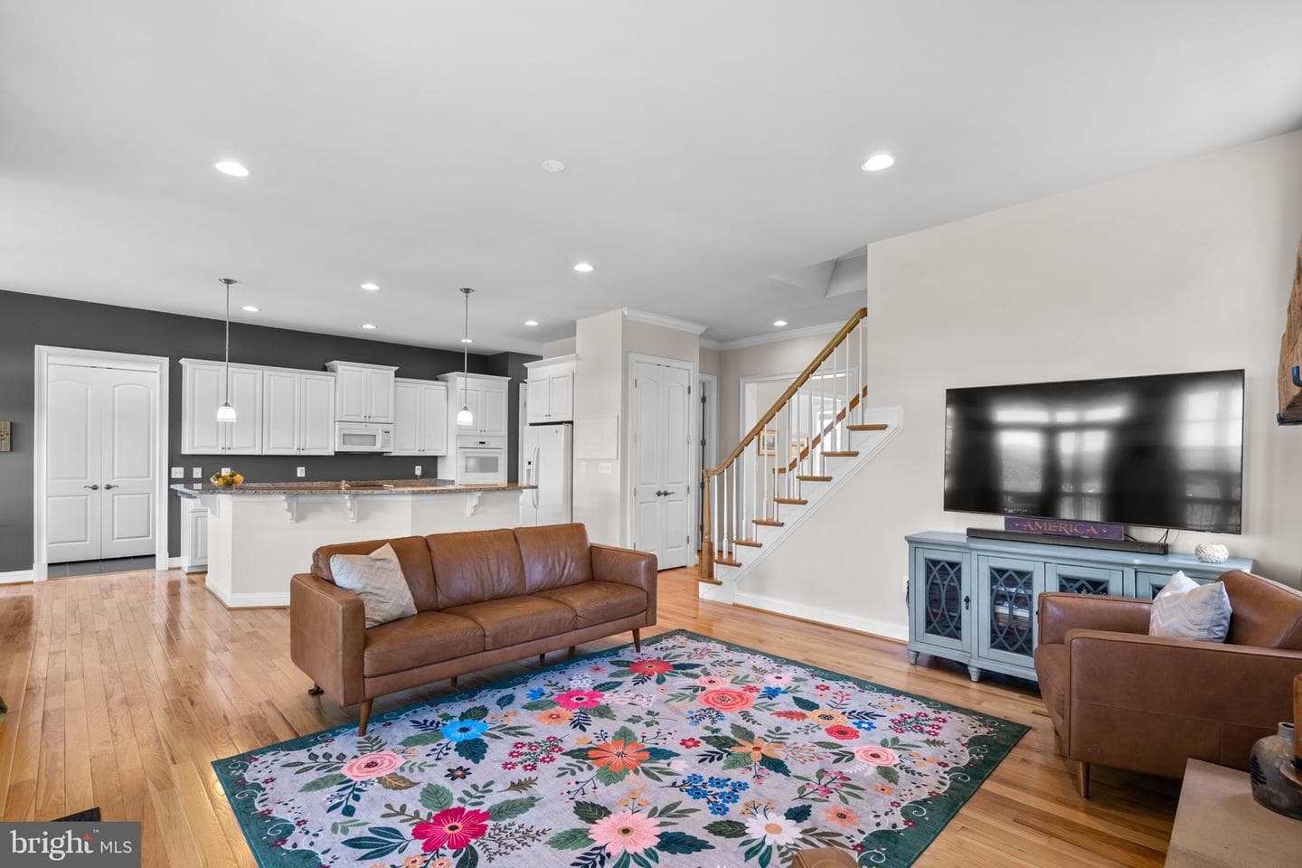 18585 Montague Place photo 5