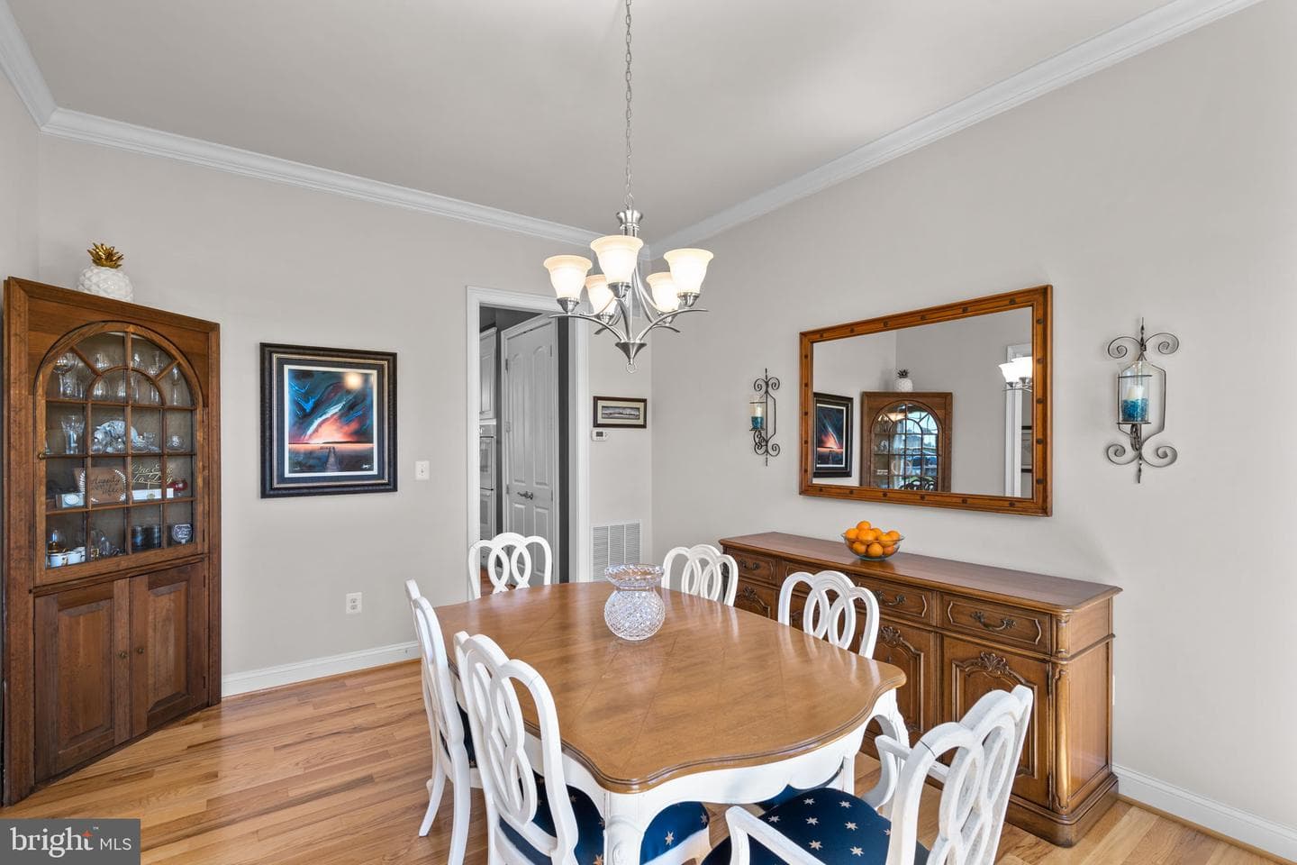 18585 Montague Place photo 7