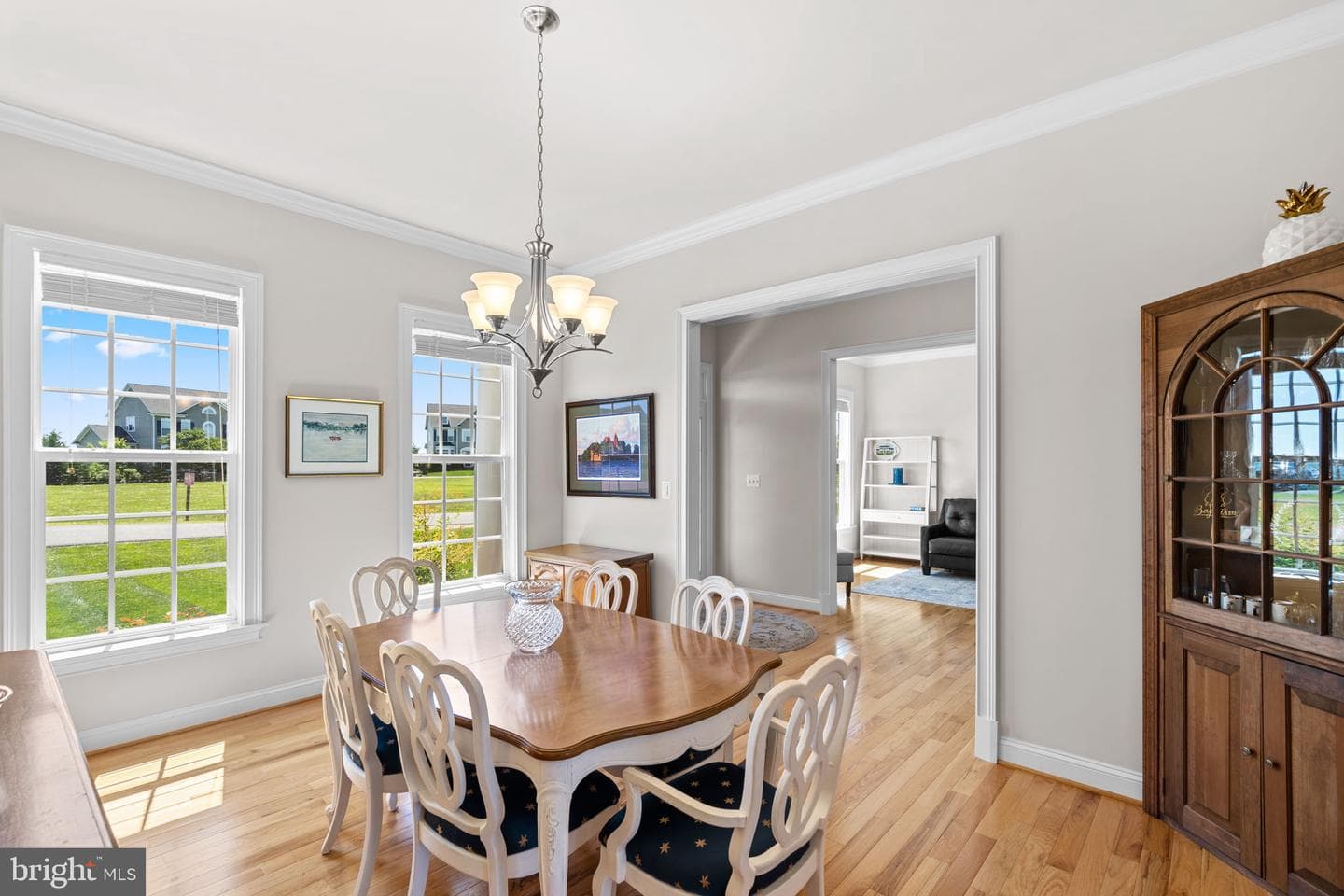 18585 Montague Place photo 9