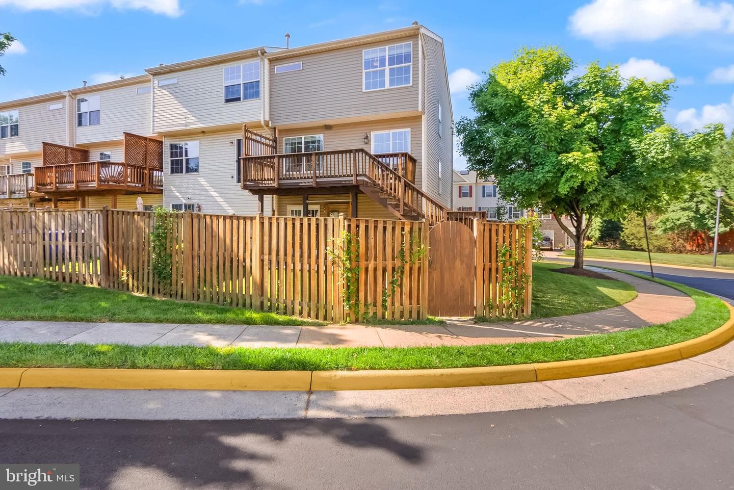 826 Vanderbilt Terrace SE photo 27