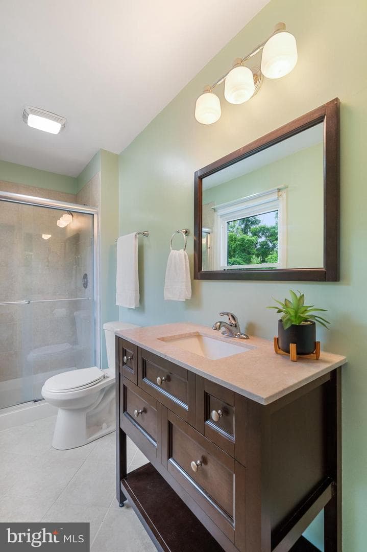 1801 Lisa Gaye Drive photo 18