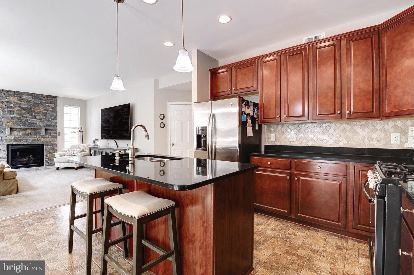 35529 Hudson Street photo 5