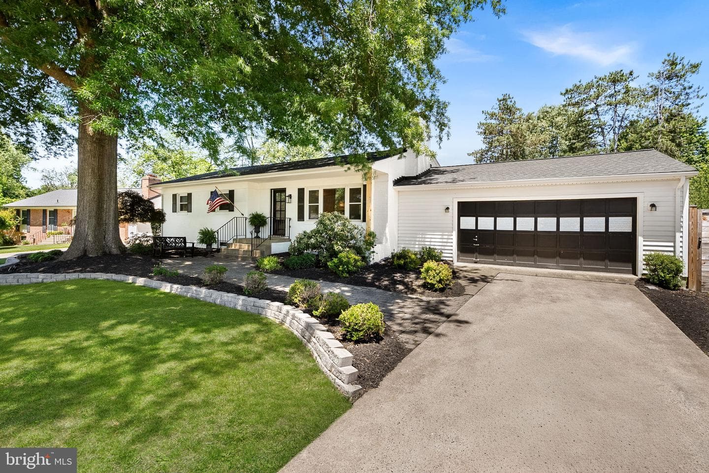 10 Hamilton Terrace Drive photo 2