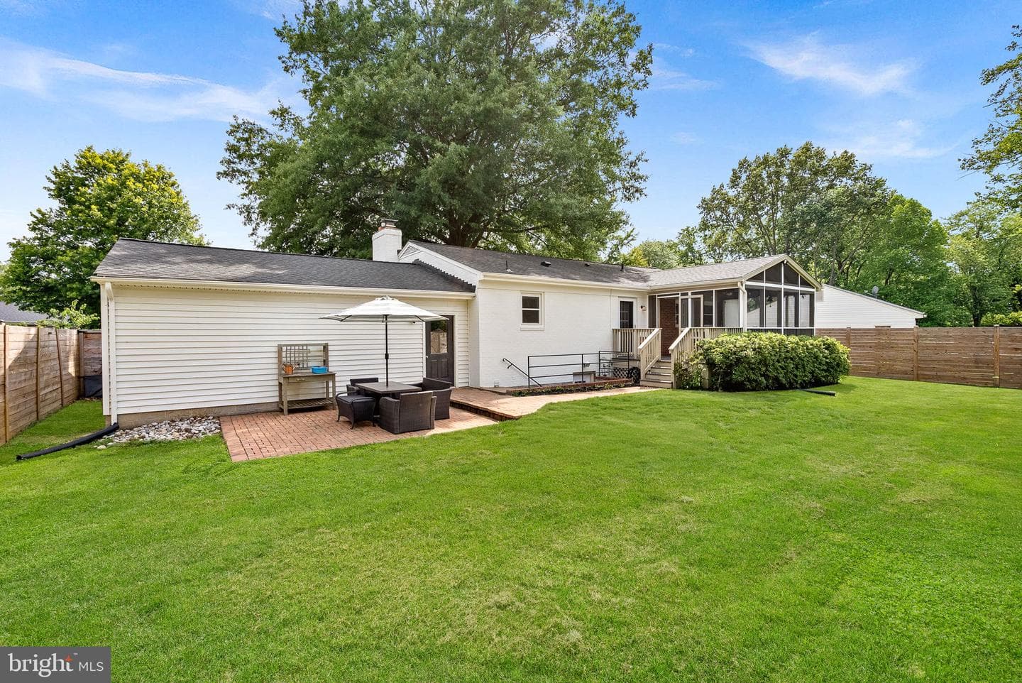 10 Hamilton Terrace Drive photo 48