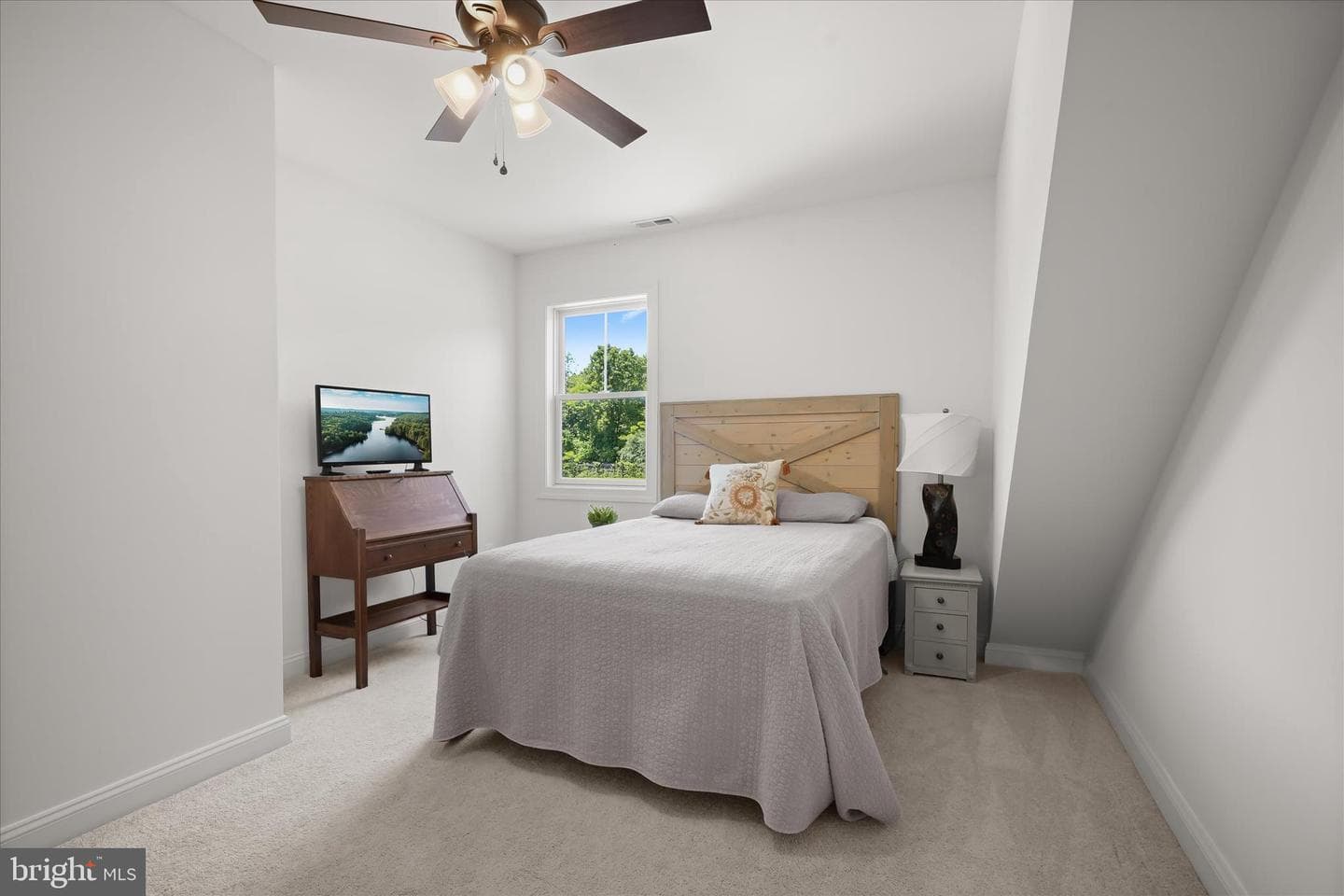 16683 Mandileigh Lane photo 41