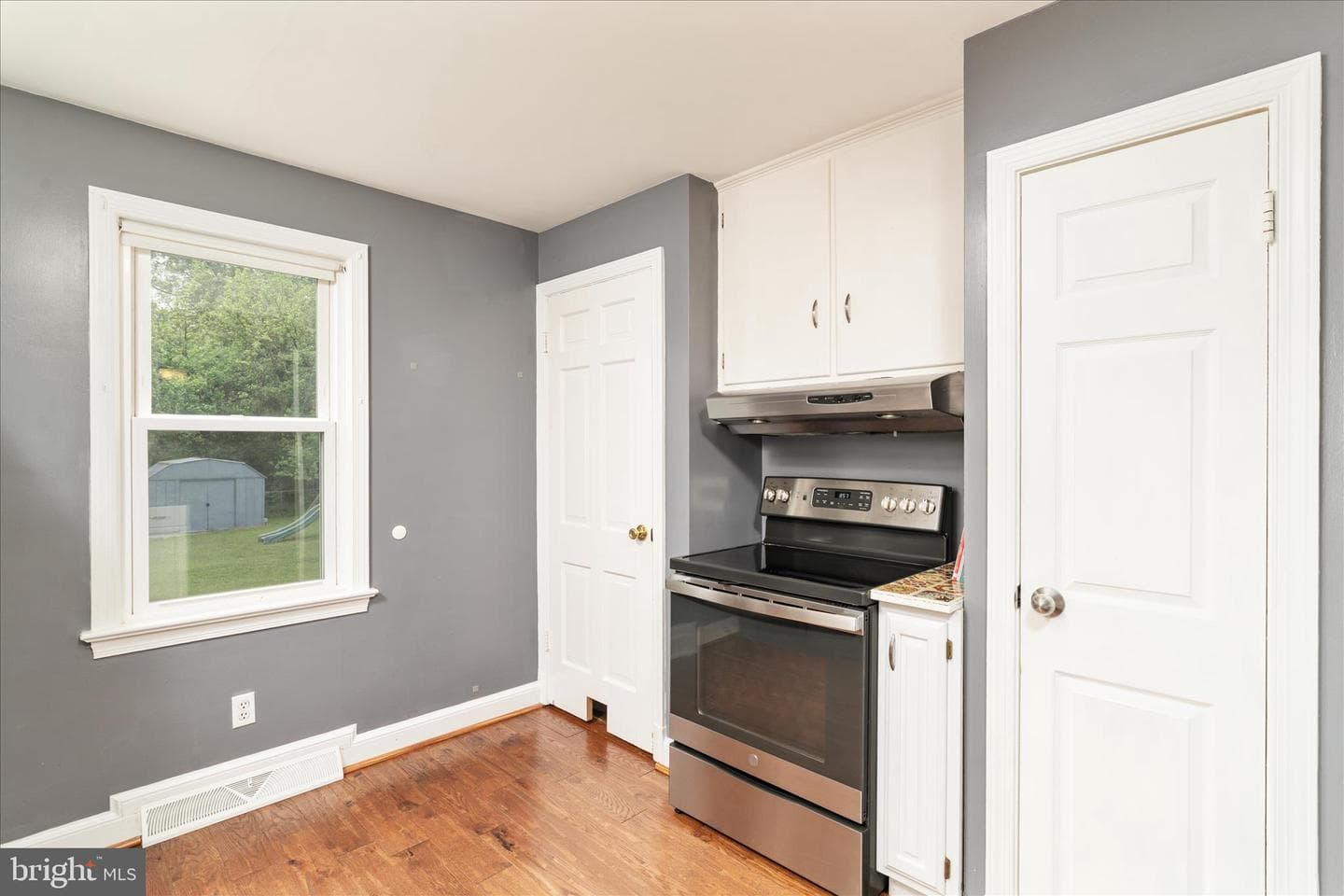 17516 Harmony Church Road photo 10