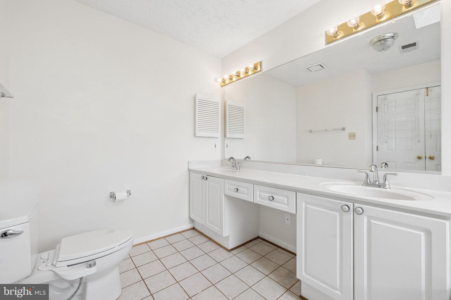 46557 Hollymead Place photo 19