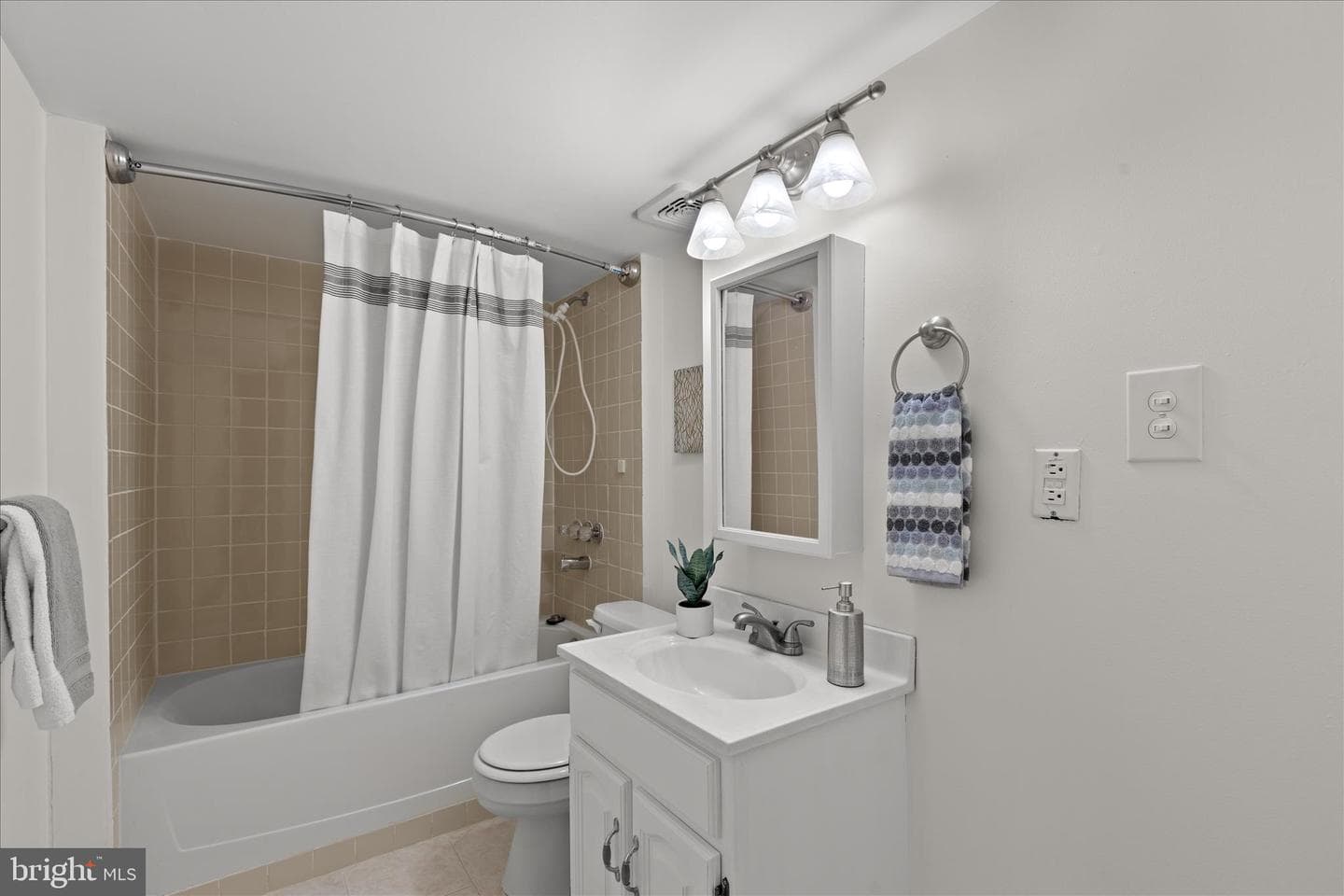 46509 Hollymead Place photo 47