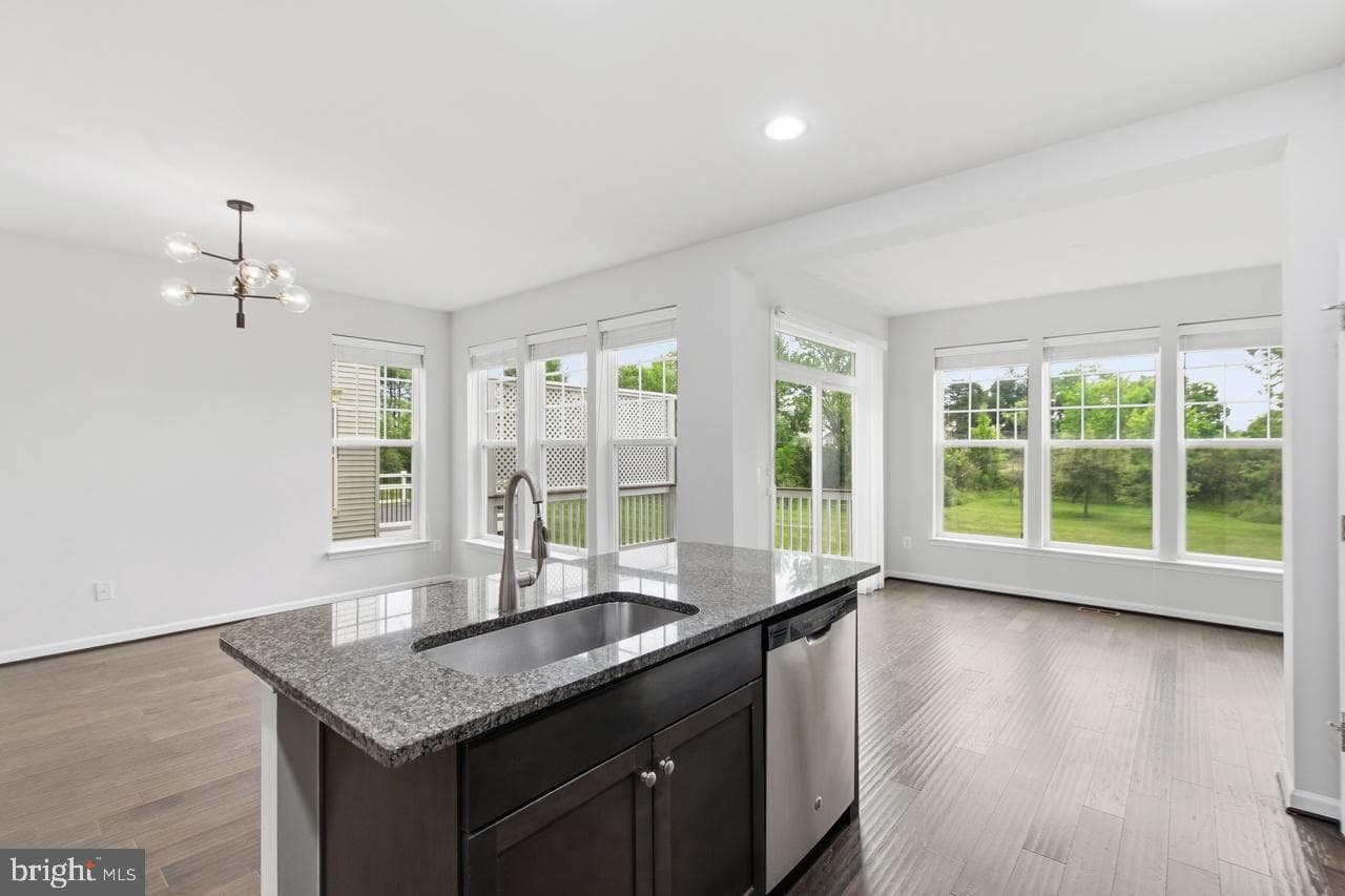 25288 Arrowroot Terrace photo 18