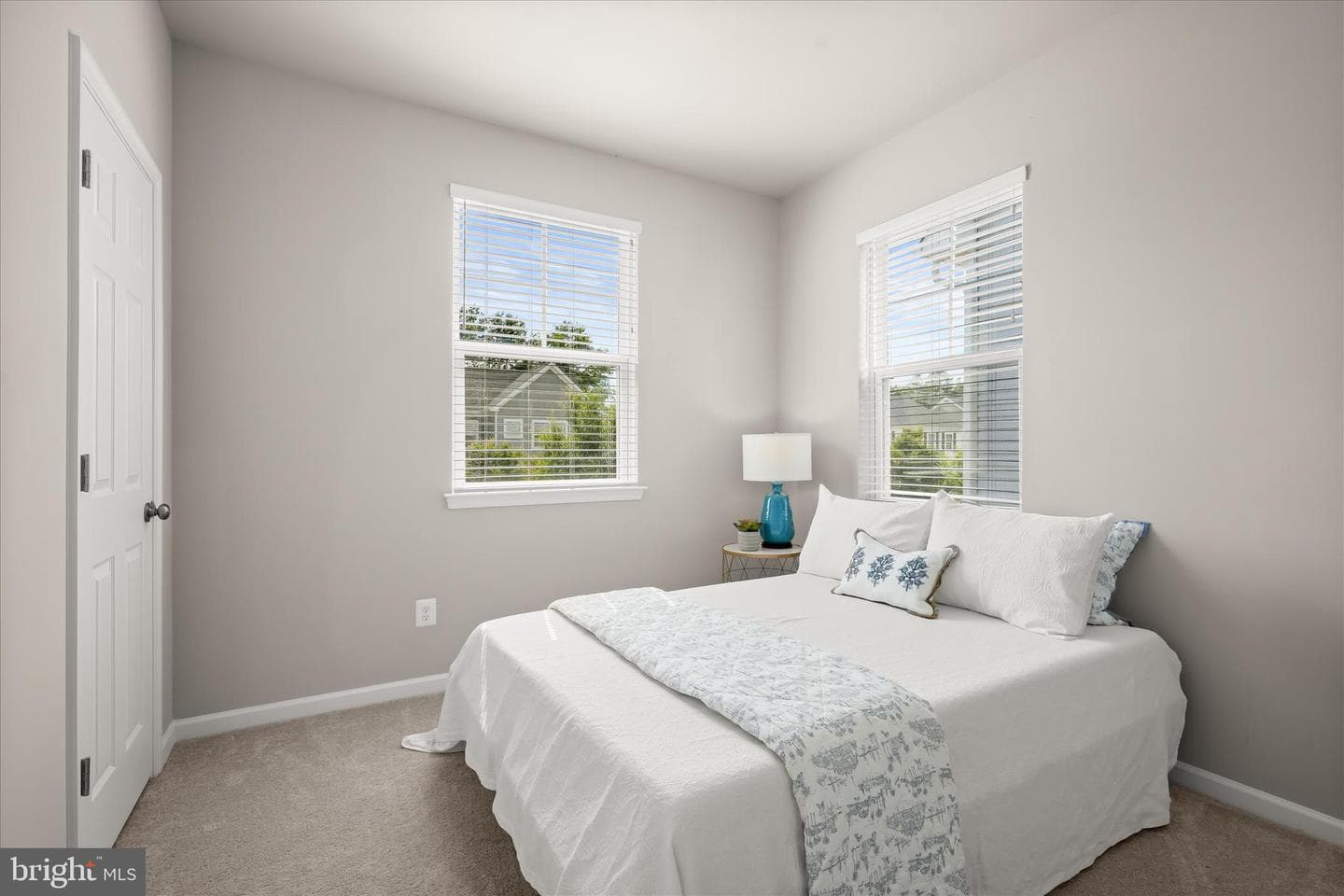 812 Pencoast Drive photo 24