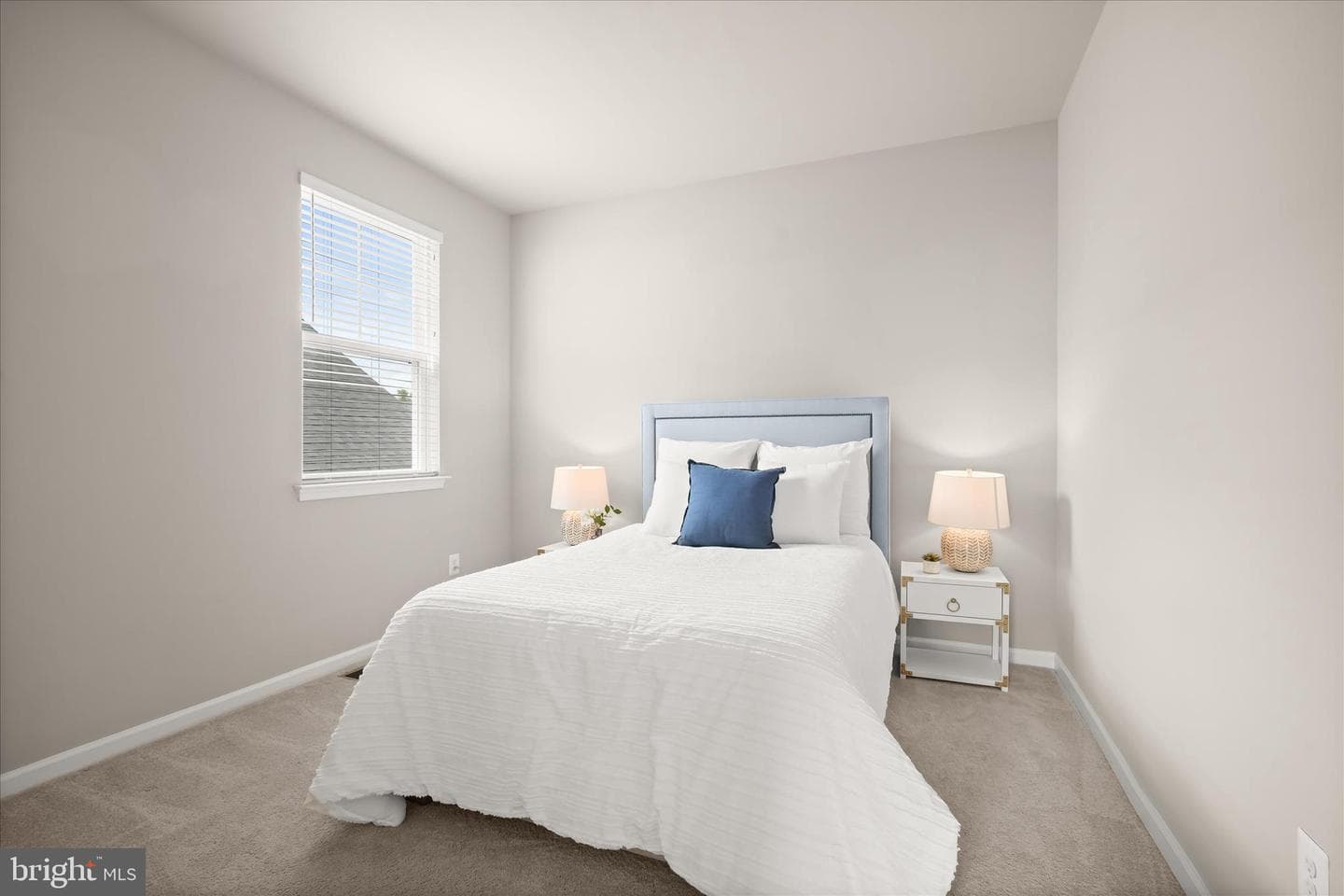 812 Pencoast Drive photo 27