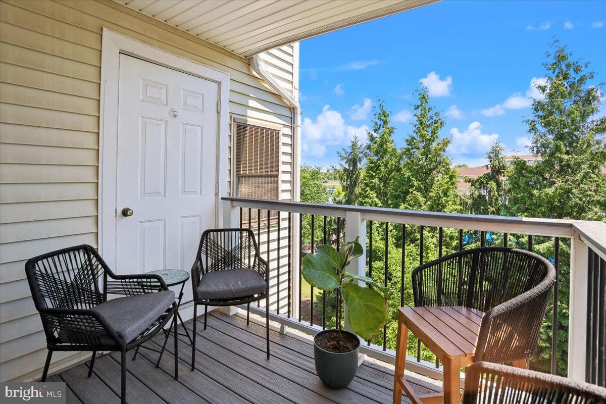 20576 Snowshoe Square #302 photo 12