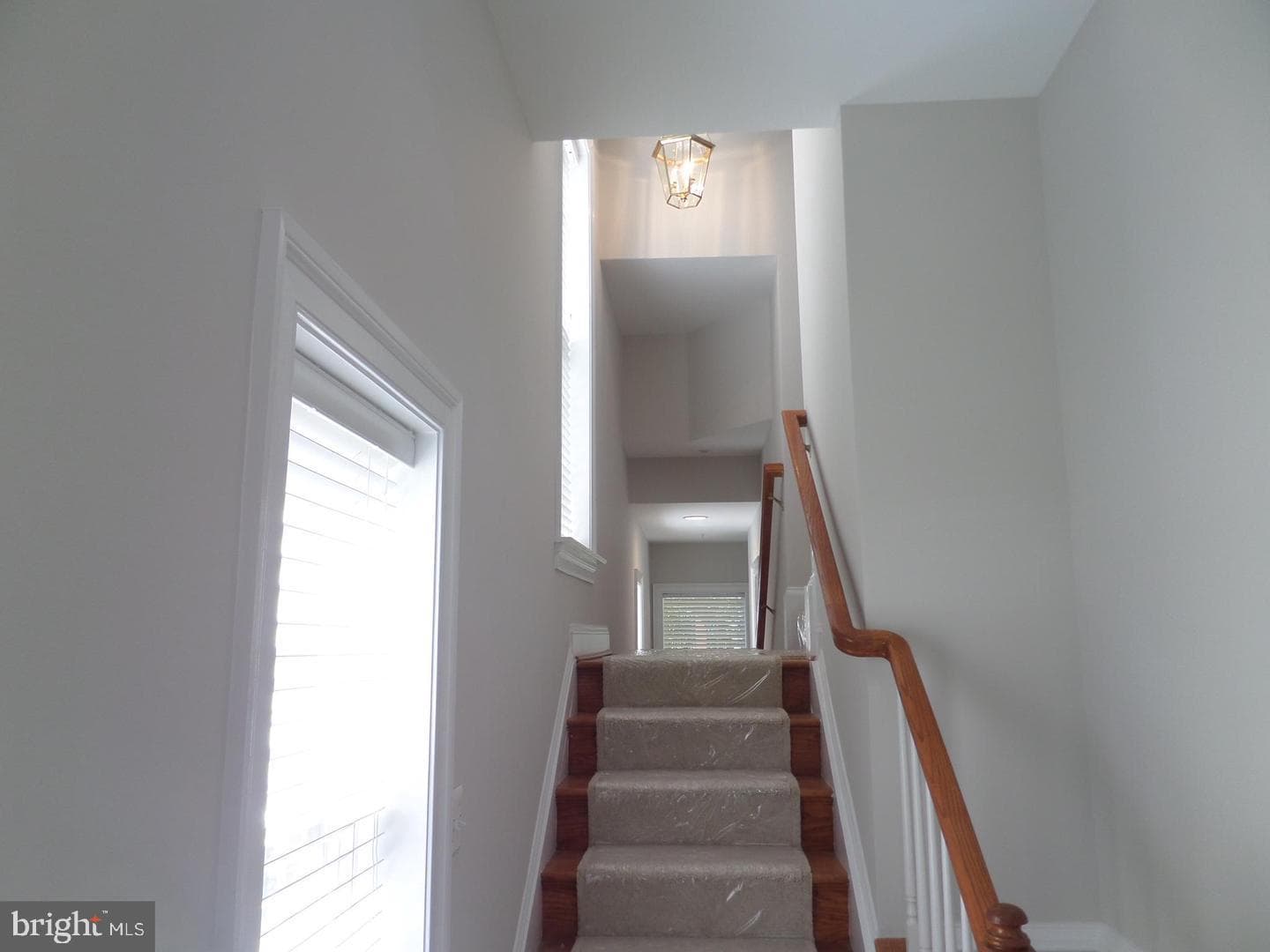 1136 Keokuk Terrace NE photo 10