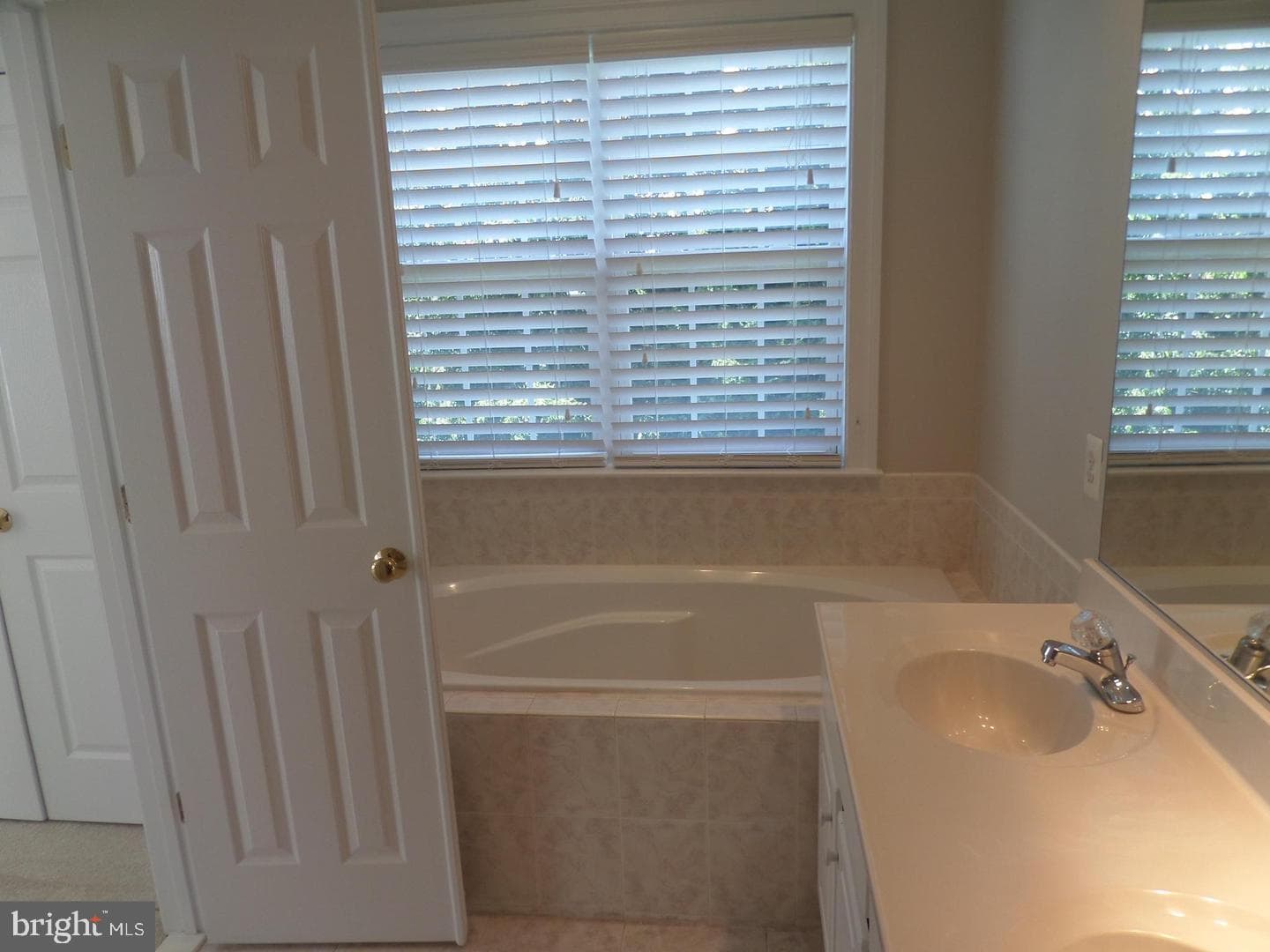 1136 Keokuk Terrace NE photo 47