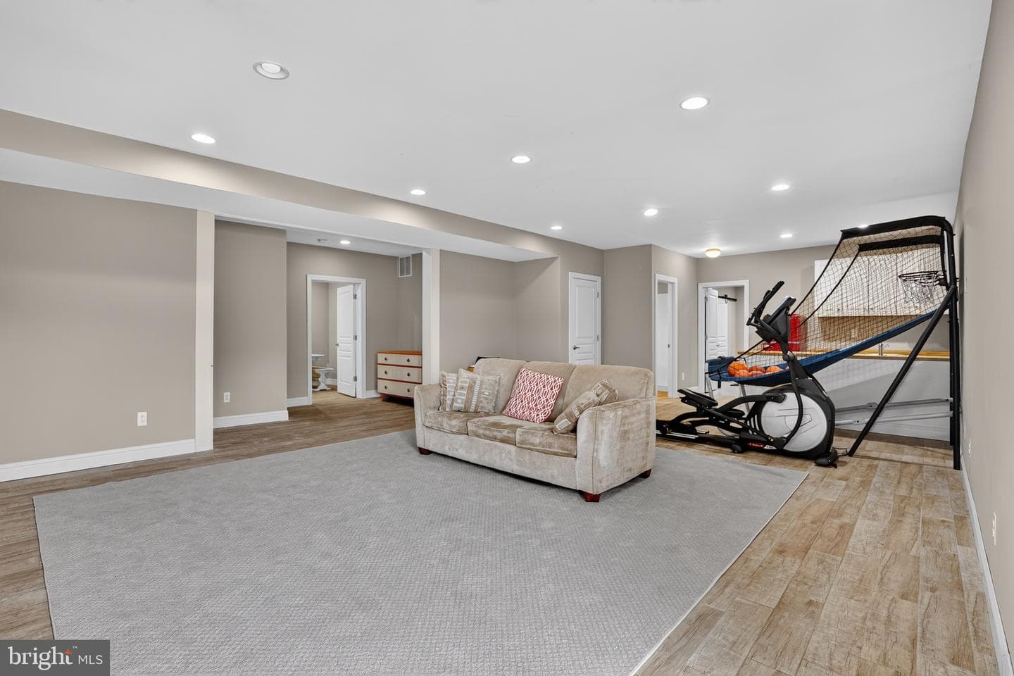 41858 Farnborough Place photo 42