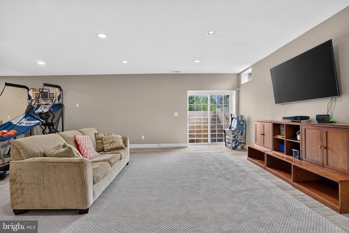 41858 Farnborough Place photo 48
