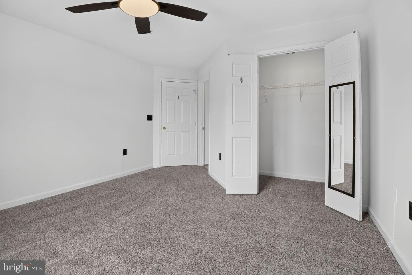 655 Constellation Square SE #b photo 15