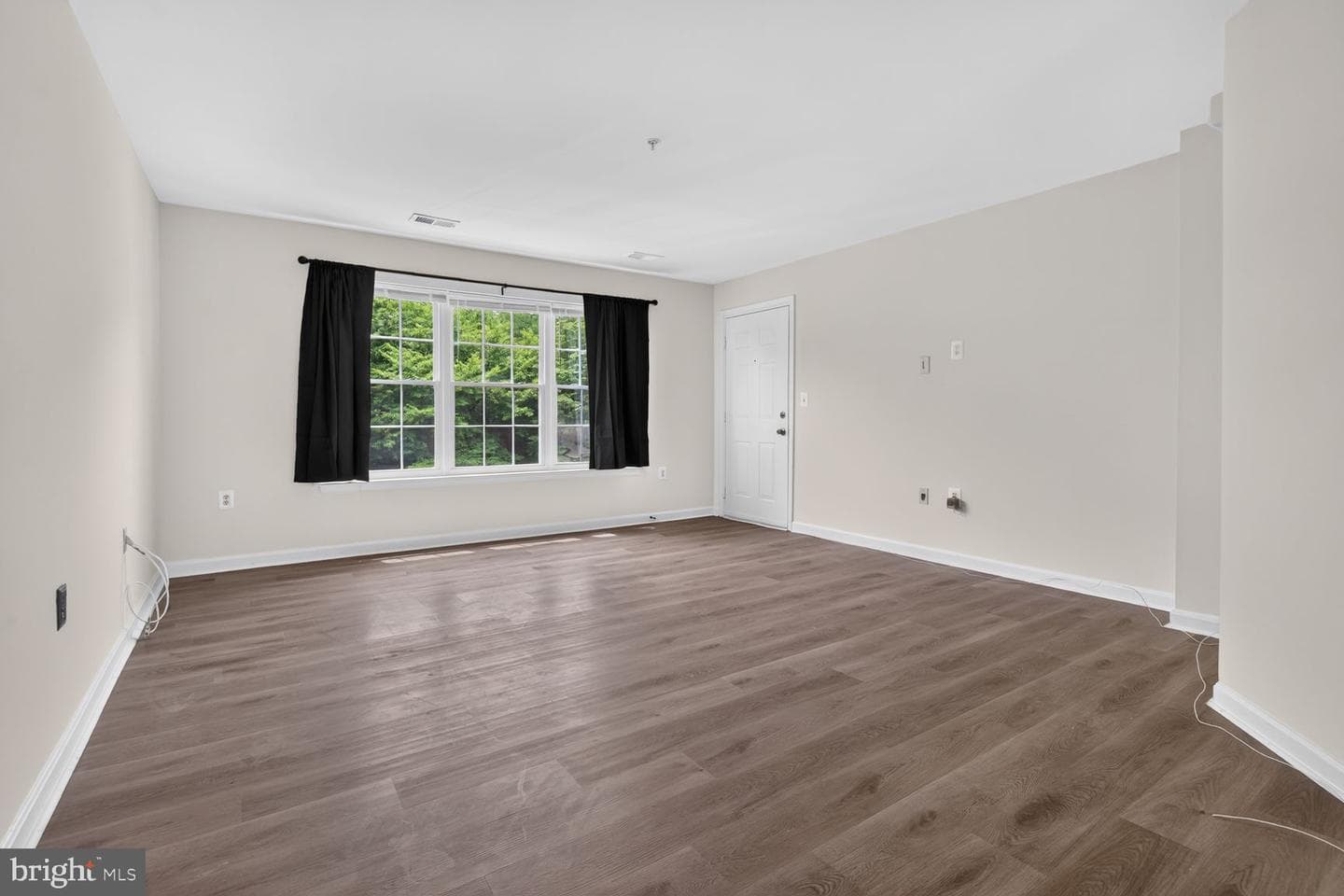 655 Constellation Square SE #b photo 8