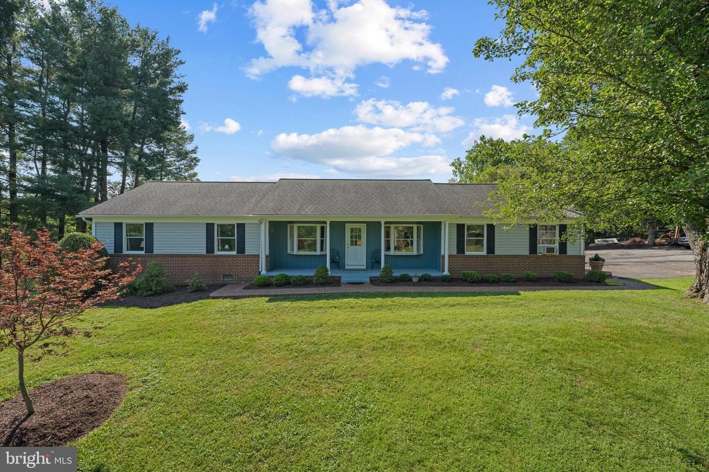39475 Tollhouse Road, Lovettsville