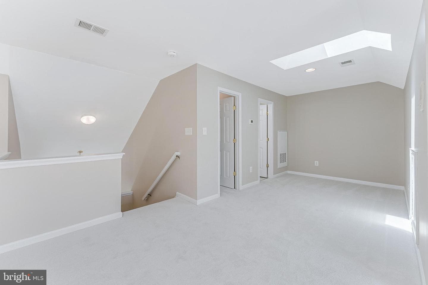 20410 Tilberg Street photo 54
