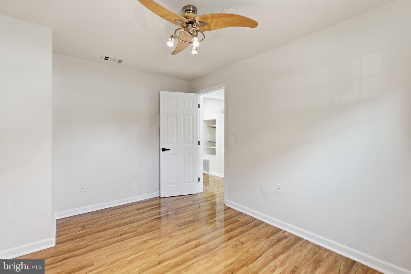 42920 Needham Way photo 37