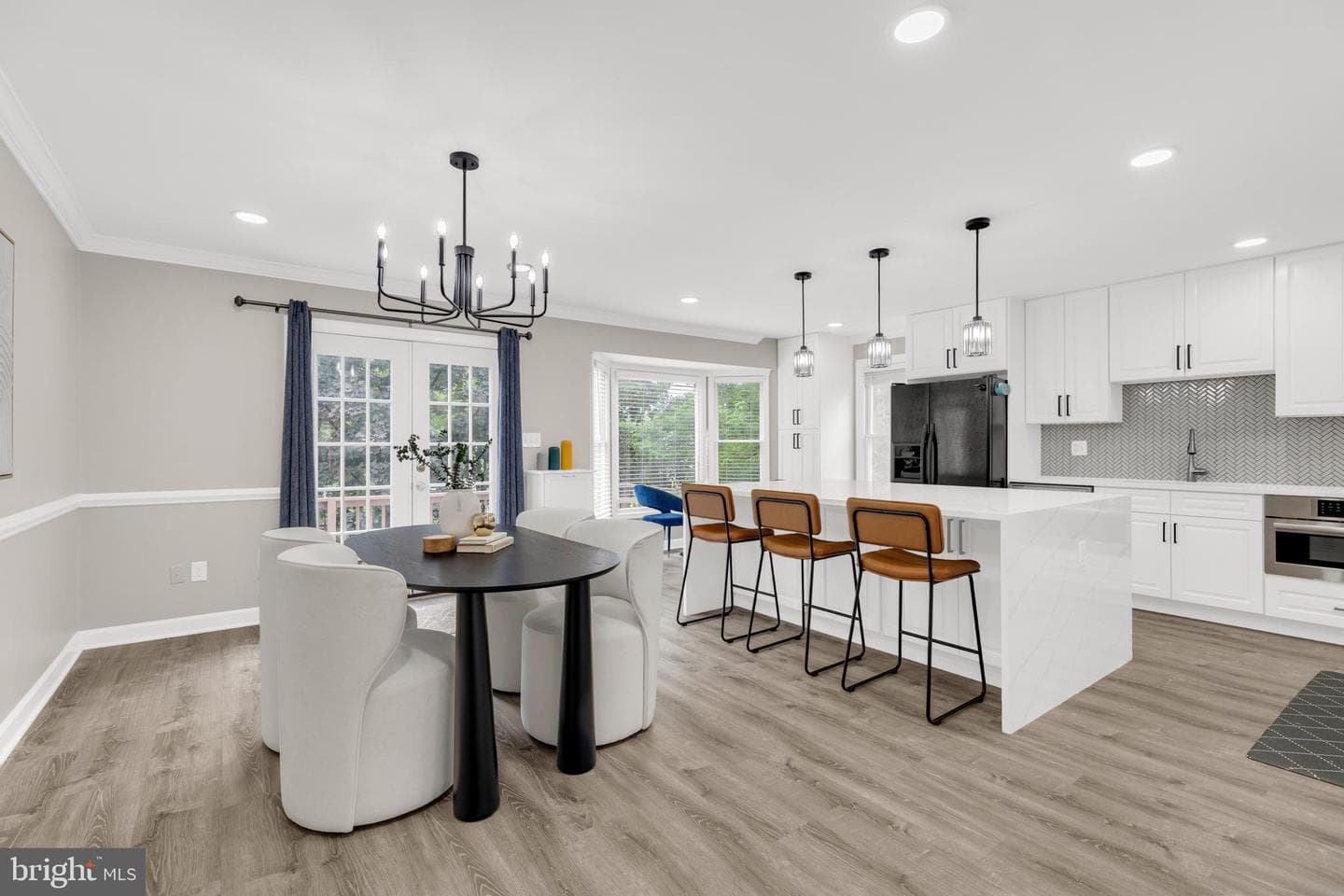43521 Postrail Square photo 16
