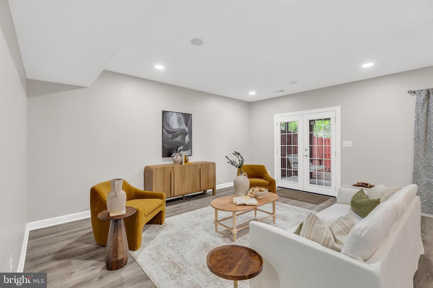 43521 Postrail Square photo 28