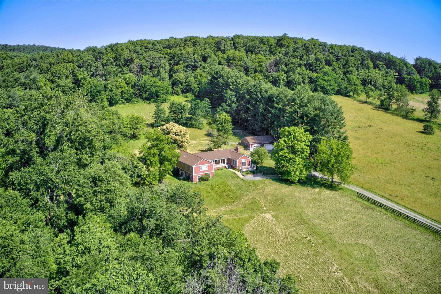 13471 Sagle Road photo 57