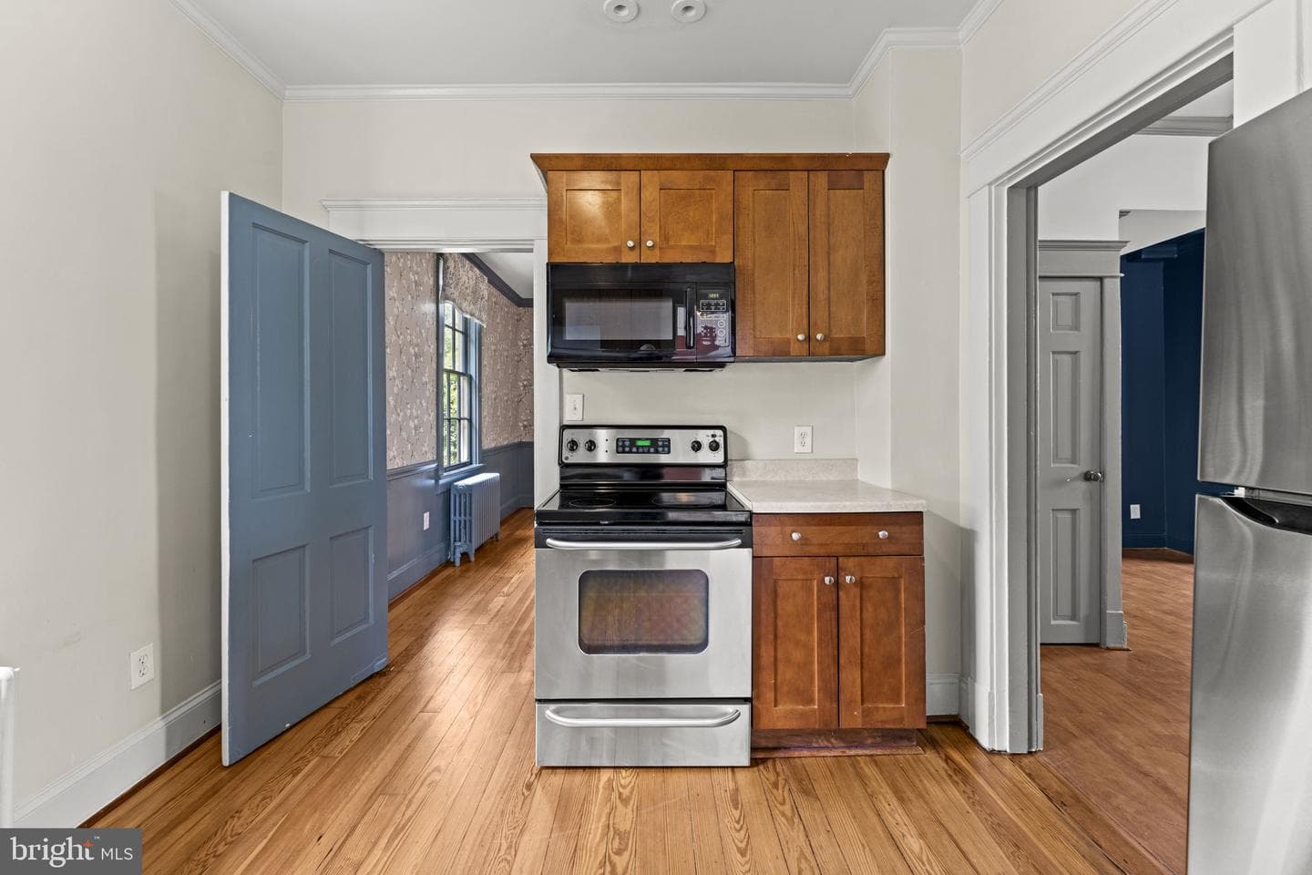 107 Walnut photo 7