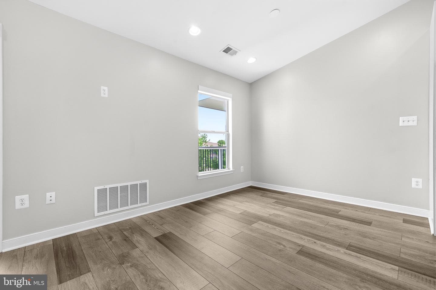 44154 Natalie Terrace #302 photo 10