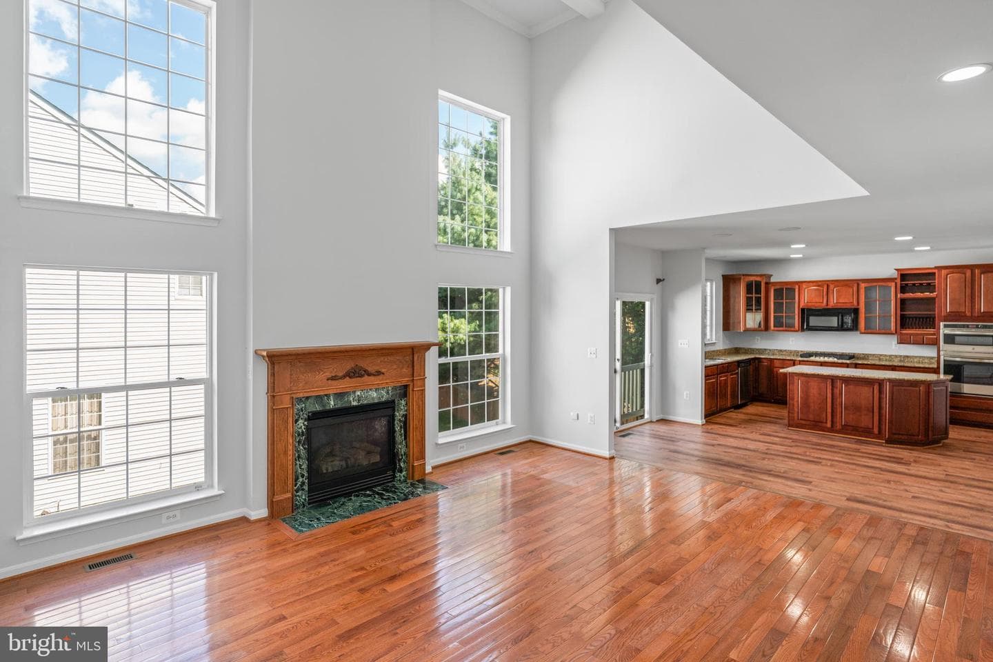 300 N Old Dominion Lane photo 17