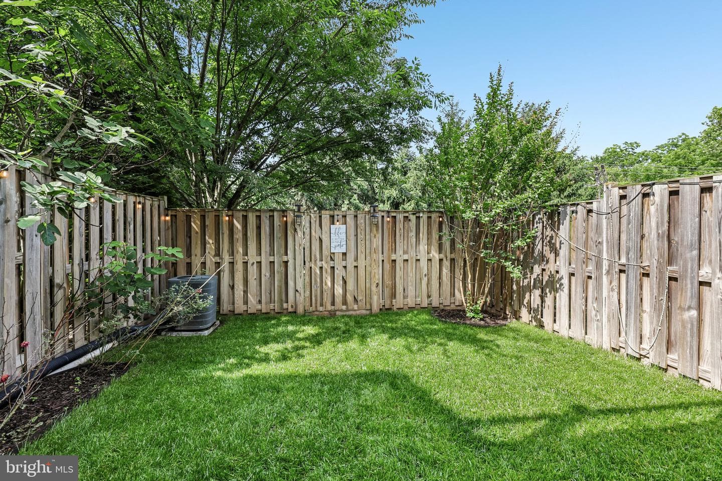229 Hawks View Square SE photo 40