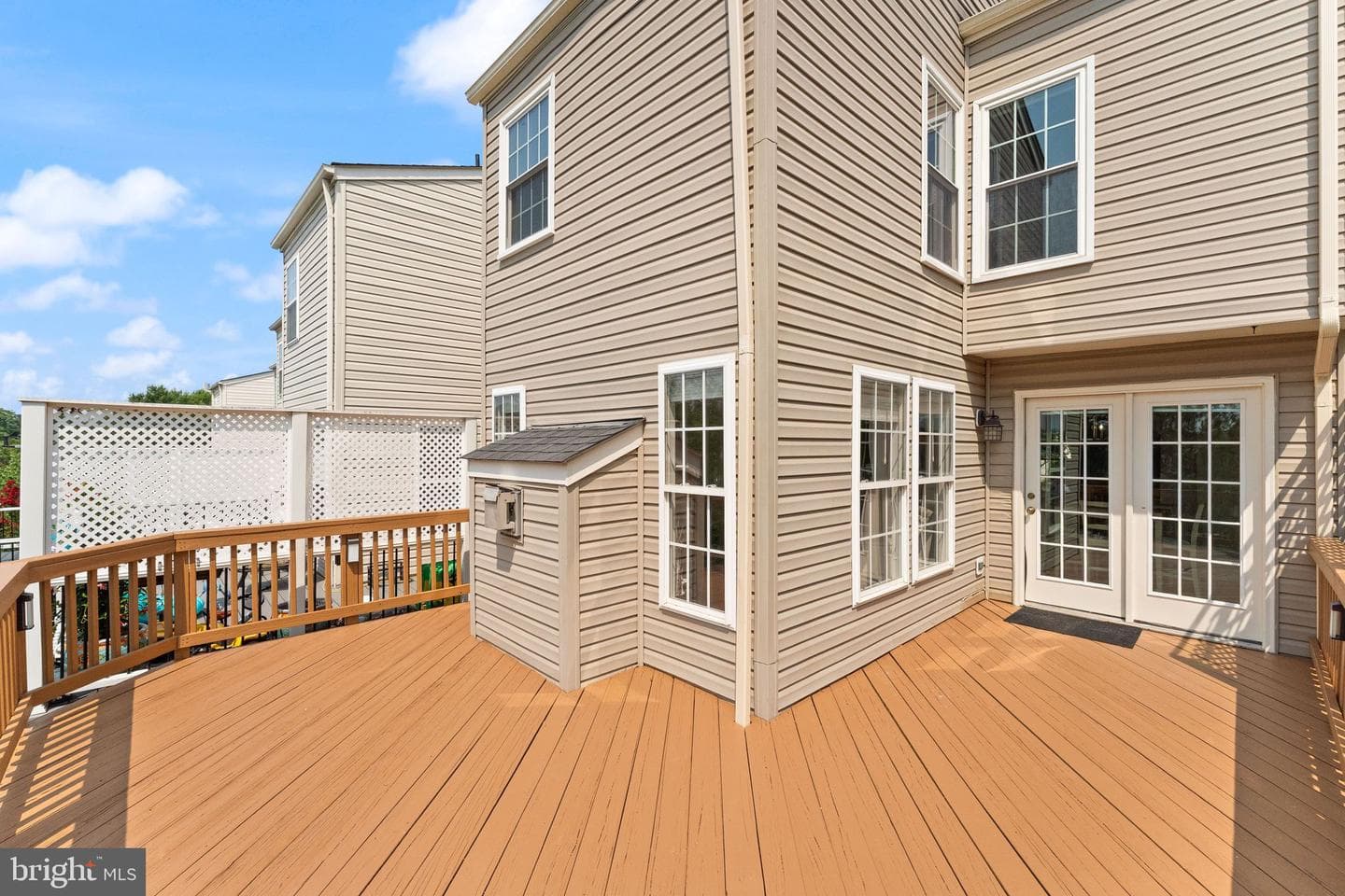 203 Shirley Square SE photo 28